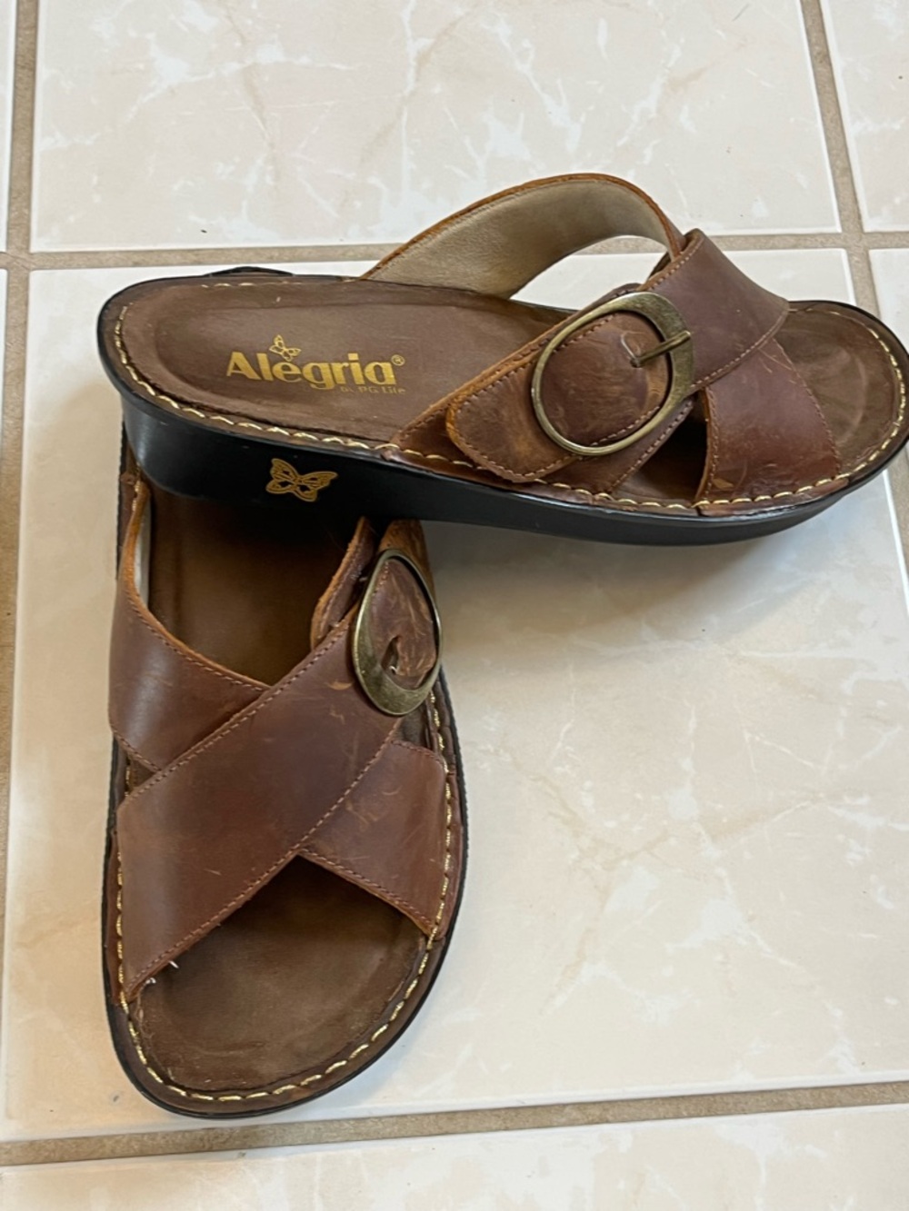Alegria Women’s Brown Leather Slide Sandals - Picture 2 of 5